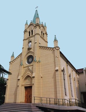 ⛪ 가톨릭 아카바네 교회 이미지 1